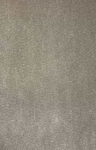 Canapé en velours épais Auze, confort plumes et pieds métal