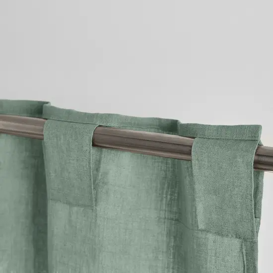 Rideau Bolin vert sauge en lin lavé finition pattes cachées