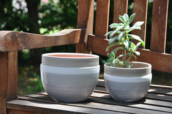 Pot et soucoupe Austral en terre cuite craie blanche