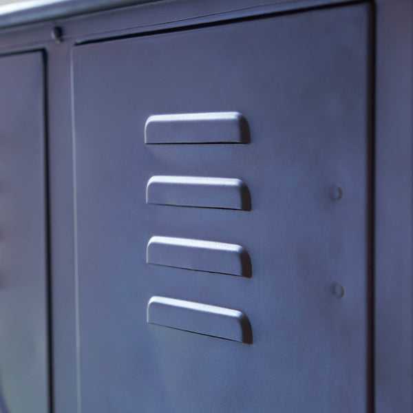 Armoire Brenta en métal noir
