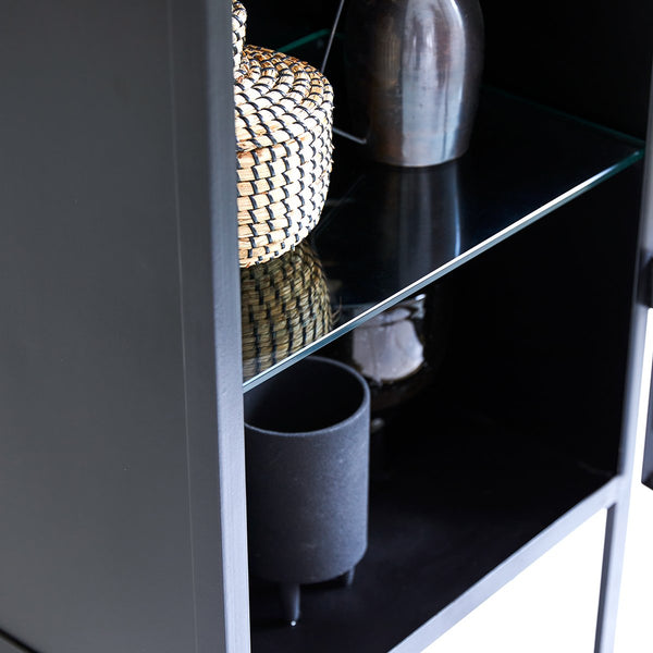 Armoire Tamega en métal noir