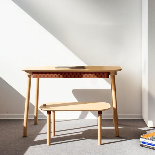 Bureau Abùno en chêne bouleau et métal