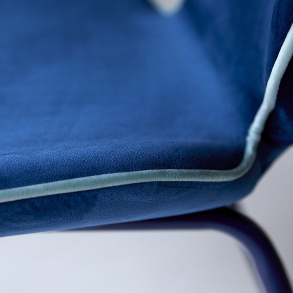 Chaise NEIVA, en métal, bleu nuit