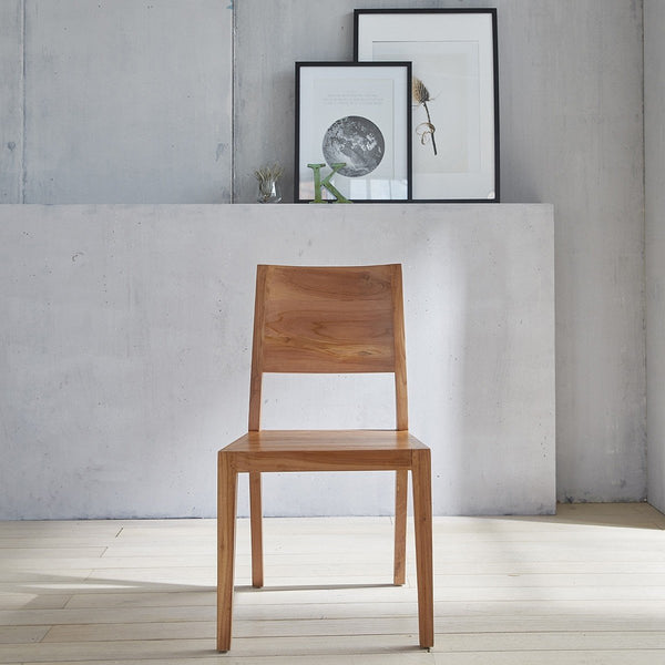 Chaise moderne en bois de teck naturelle