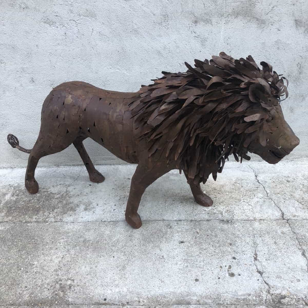 Lion Árias en métal rusty