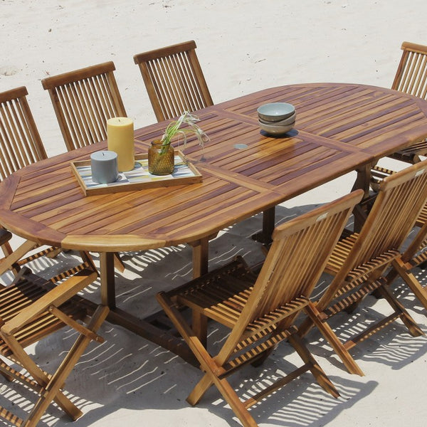 Salon de jardin extensible ovale en teck huilé 8/10 places LASPIALADE, marron