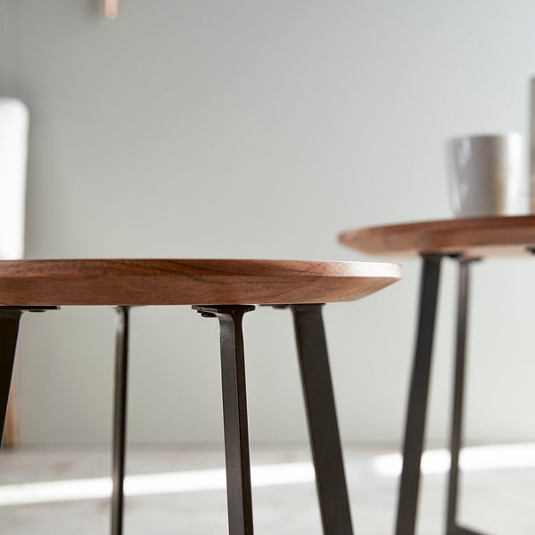 Tables basses gigognes Esk en acacia