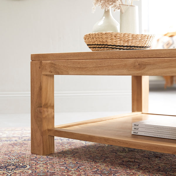 Table basse Saltadouro en teck naturel