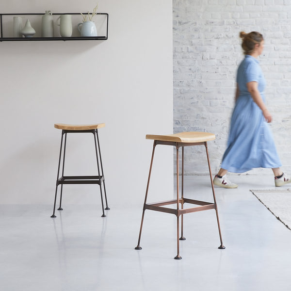 Tabouret de bar, ODELOUCA, en frêne, cuivré