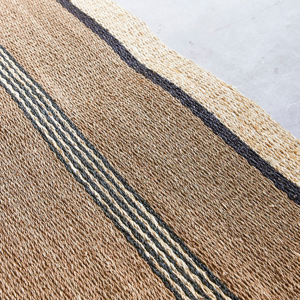 Tapis  Arunca en fibres végétales beige sable