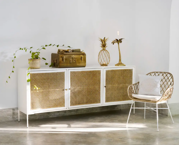 Buffet 3 portes Abuna, acacia blanc et bambou